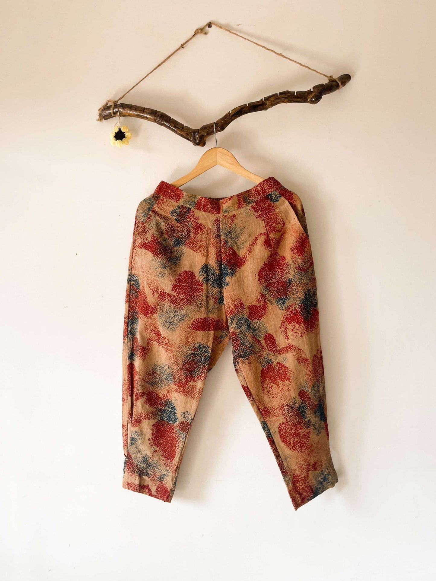 tuck bottom pants block print