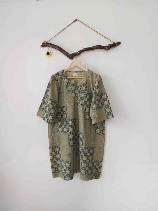 puff sleeves dress