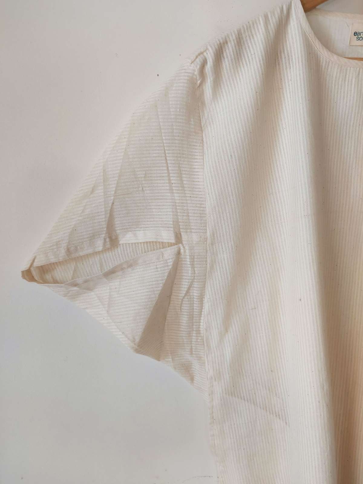 triangle sleeves dress style-1