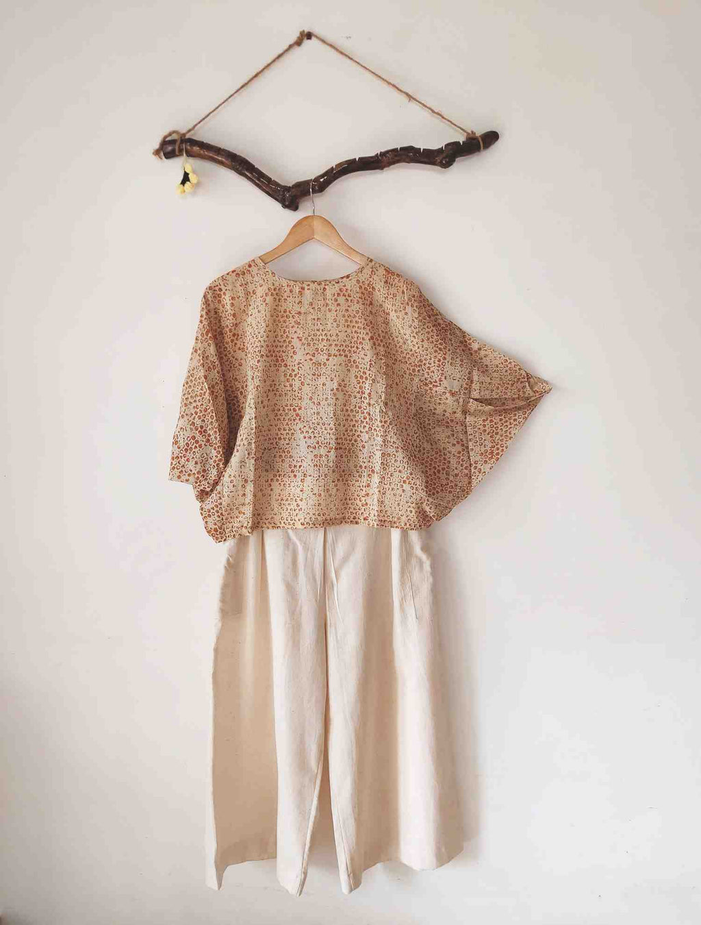 wide legged pants off-white solid