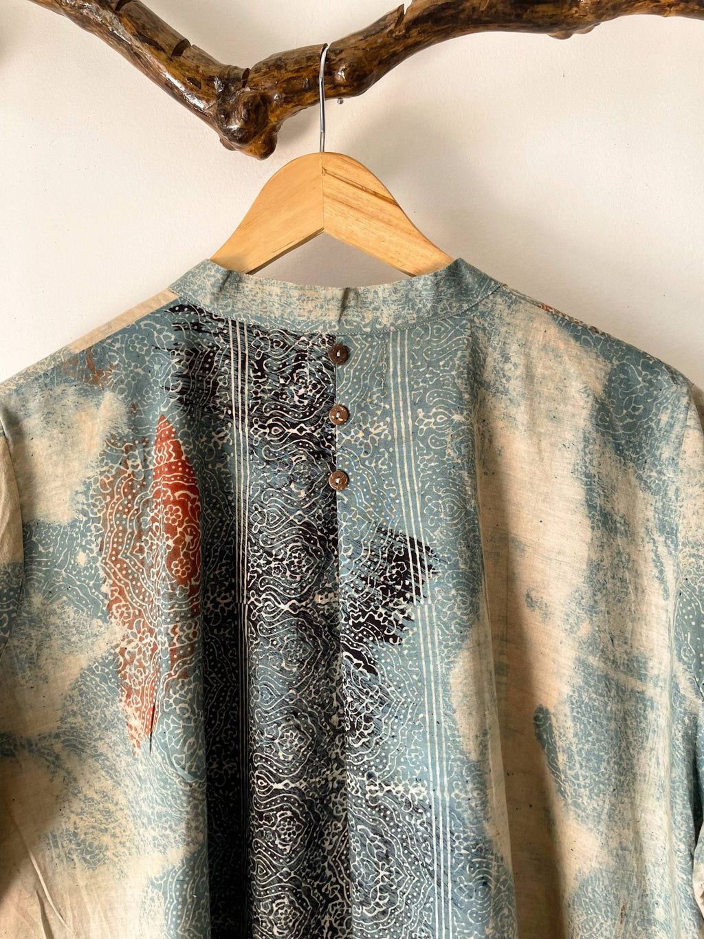 asymmetric long shirt grey/red block print - grey, red